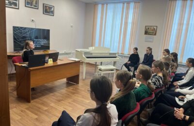 Классный час преподавателя отделения «Фортепиано» Лаврентьевой П.О.
